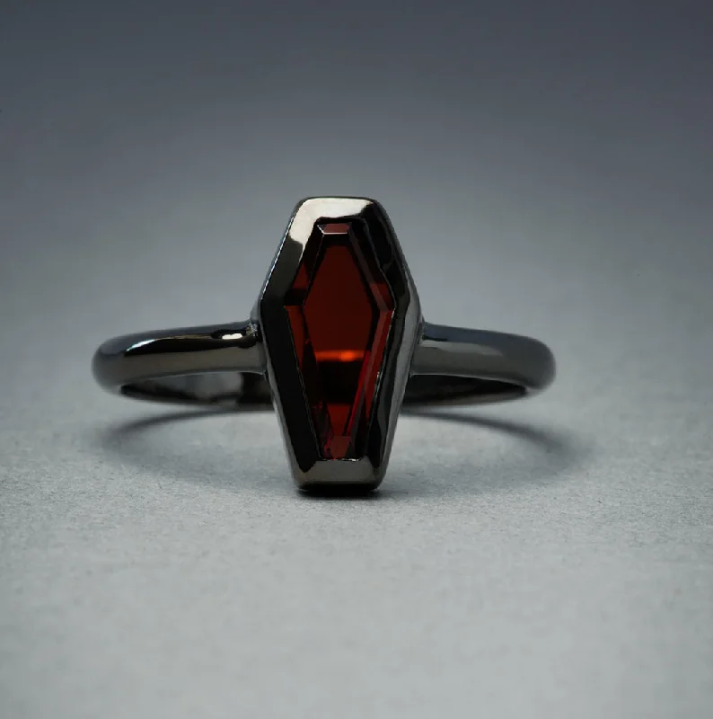 Women’s rings with twisted bands for style -Garnet Coffin Ring