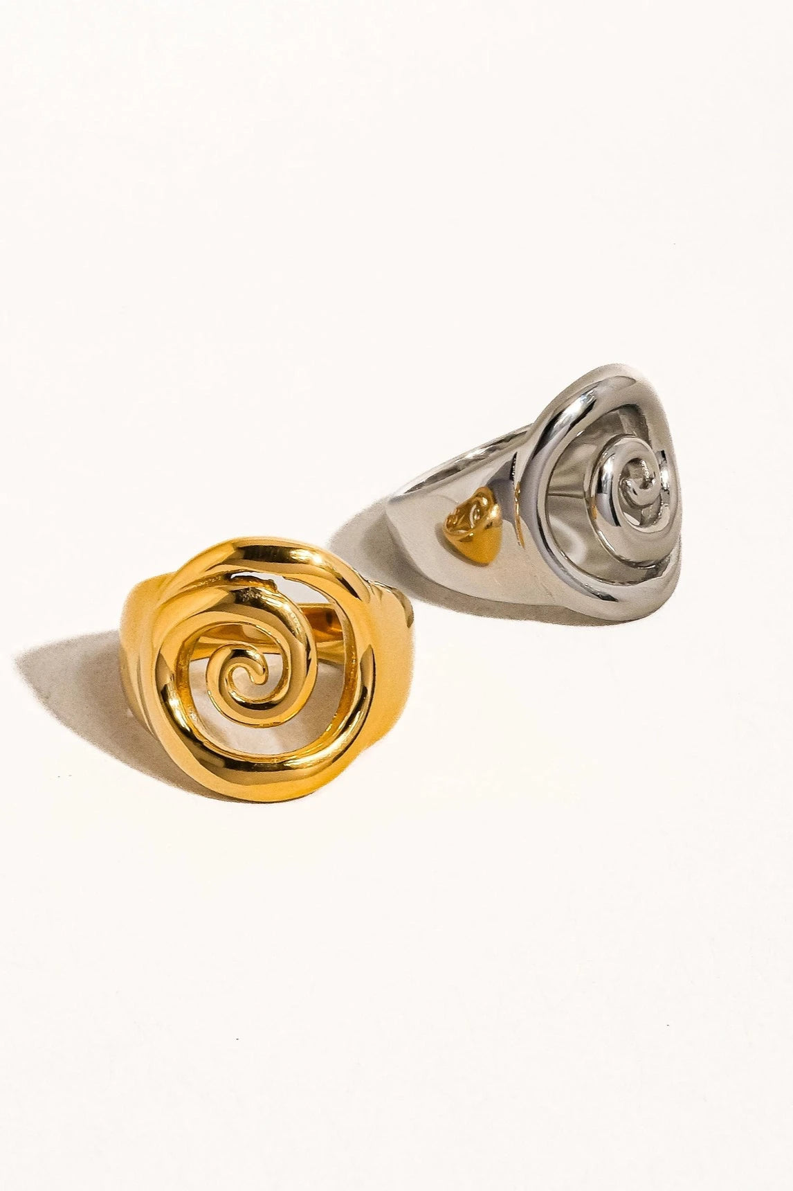 Women’s rings with radiant citrine for shine -Cyclone 18K Gold Non-Tarnish Twirl Ring