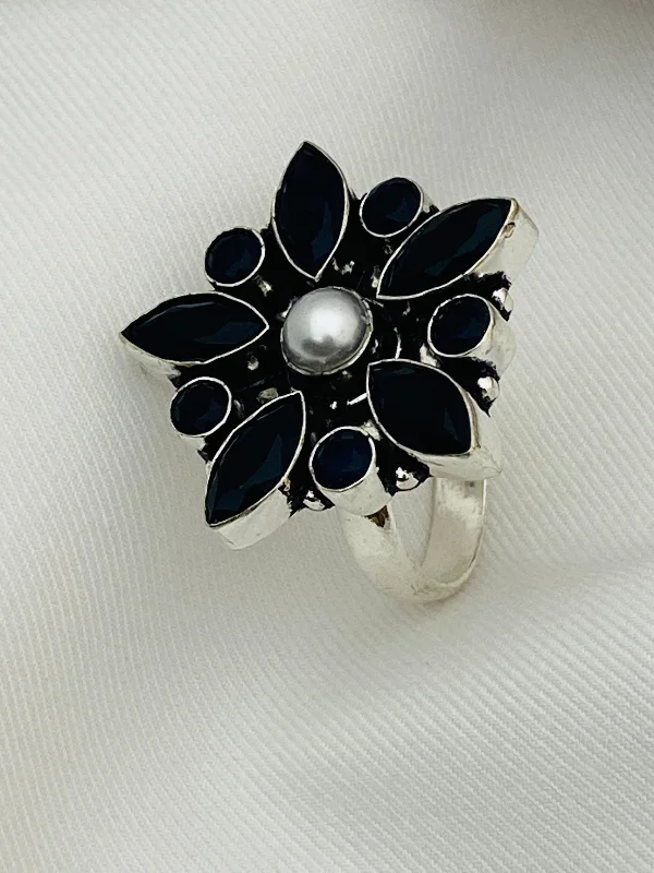 Women’s vintage-style rings with oxidized finish -Alluring Black Stone Studded Floral Designed Adjustable Rings With Pearl Bead