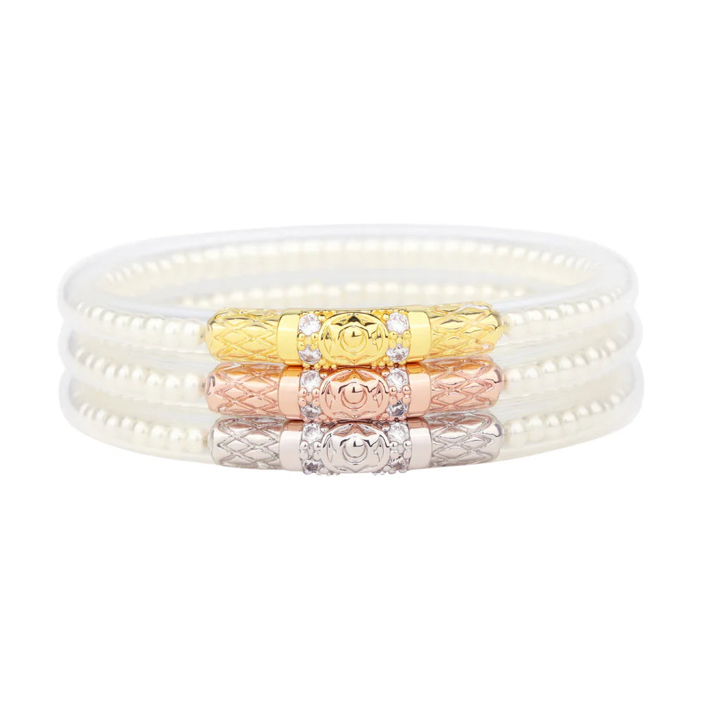 Bangles with agate slices for earthy look -BuDhaGirl Three Queens All Weather Bangles - White Pearl