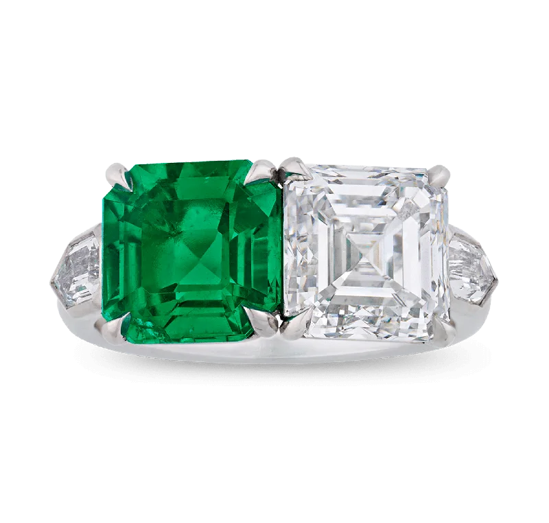 Women’s rings with engraved floral band patterns -Colombian Emerald and Diamond Ring