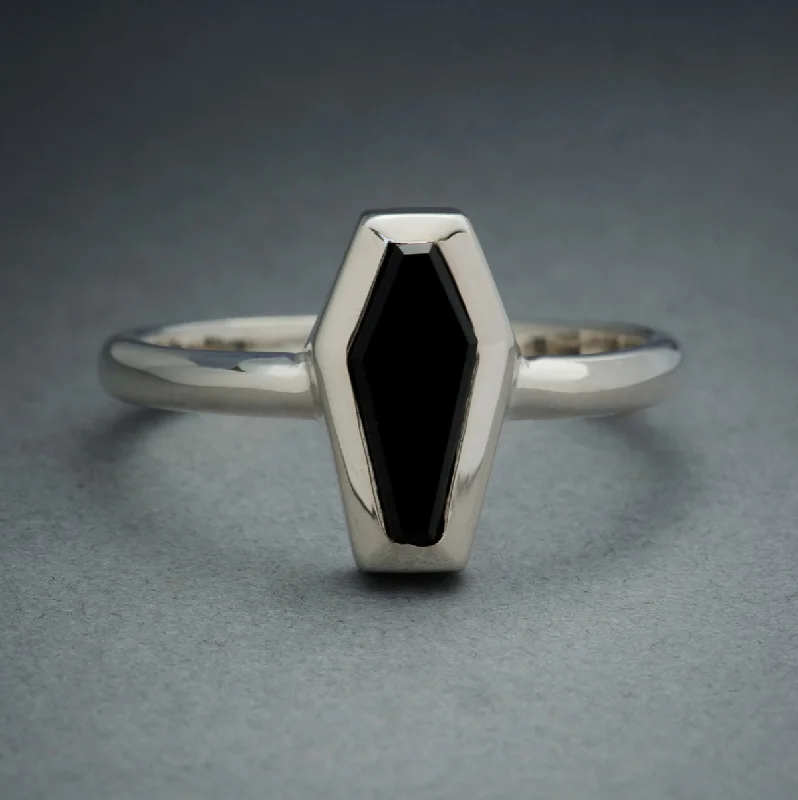 Women’s rings with faceted rose quartz shine -Onyx Coffin Ring