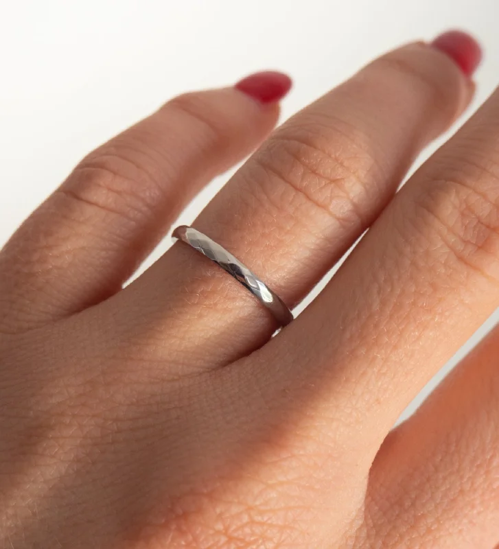 Women’s rings with eternity knot for love -Soho Ring | Silver