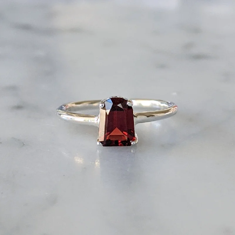 Women’s rings with polished jade for calm -Garnet Tombstone Ring