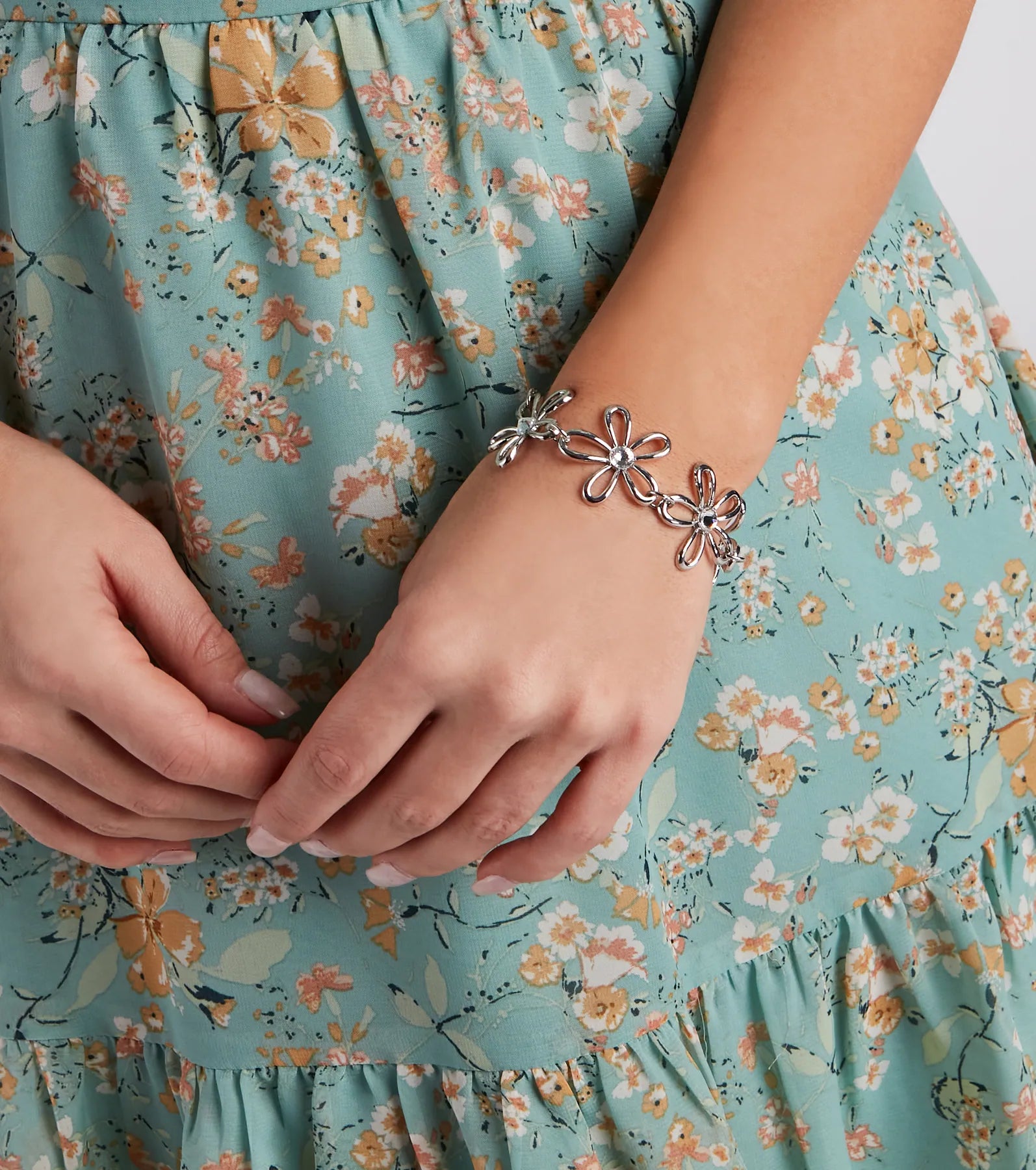 Bangles with oxidized gold for antique look -Retro Flower Statement Bracelet