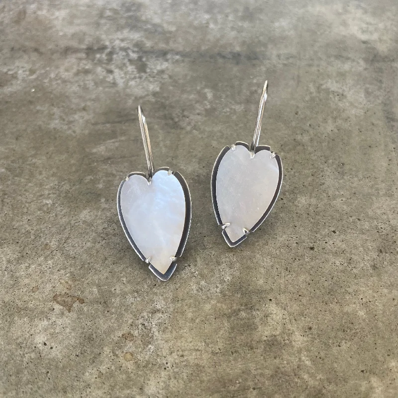 Best hoop earrings with oval shapes for a unique and elongated design-mother of pearl heart earrings