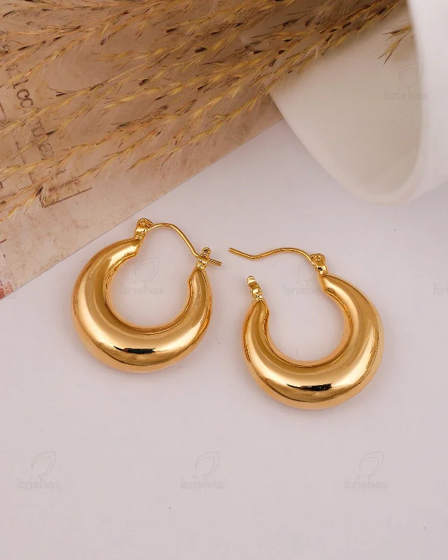 Large hoop earrings for a bold and statement-making fashion accessory-Pikolo Fashionable Hoops