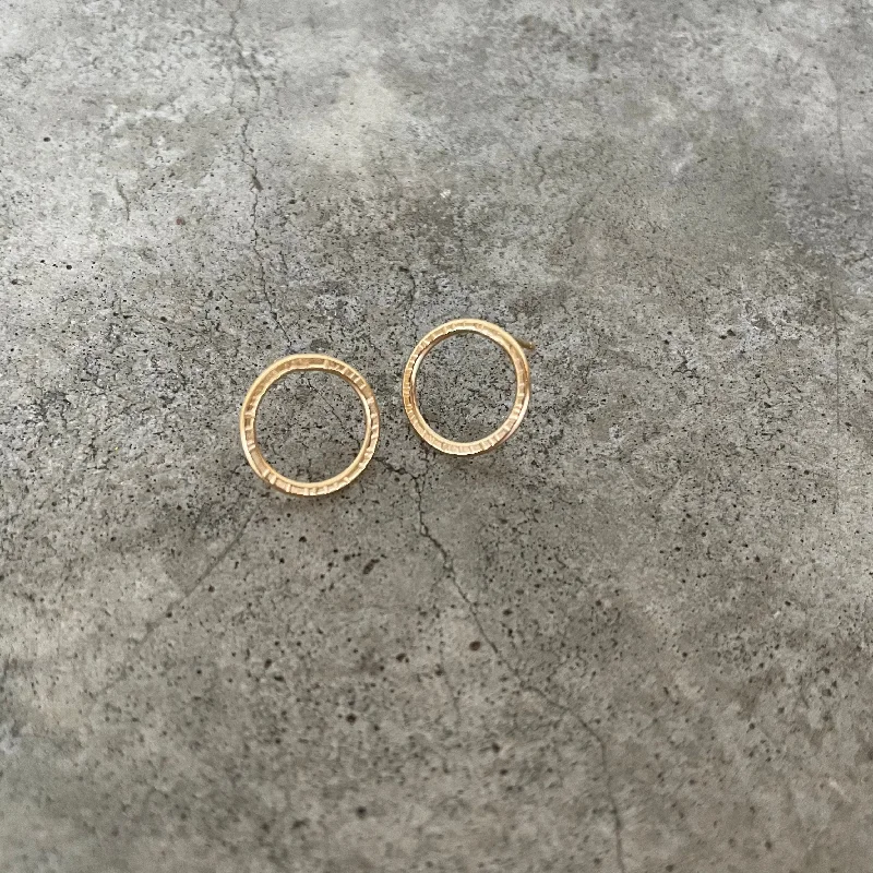 Best hoop earrings with custom engravings for a personalized and meaningful gift-tiny vermeil hatch hoop earring