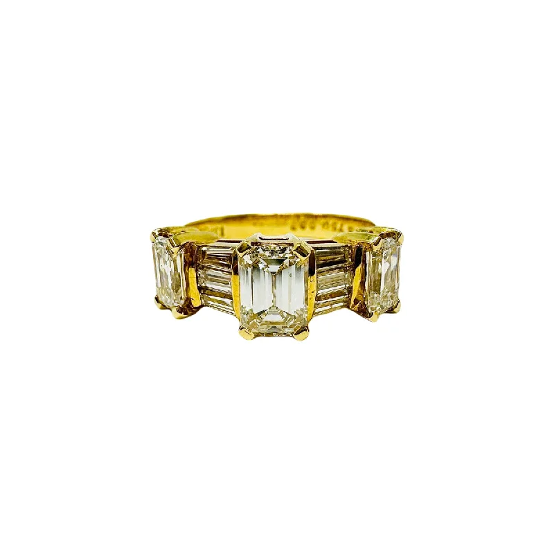 Women’s rings with peridot stones for sparkle -NOVA 18K Gold 3 Stone Ring with Emerald Cut and Baguette Diamonds