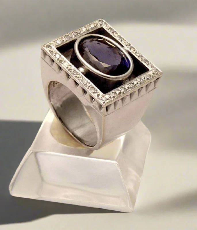 Women’s rings with fluorite stones for hues -Ring in white gold 18K. with Iolite 9 c. and Brilliants 1.25c.(B-74)