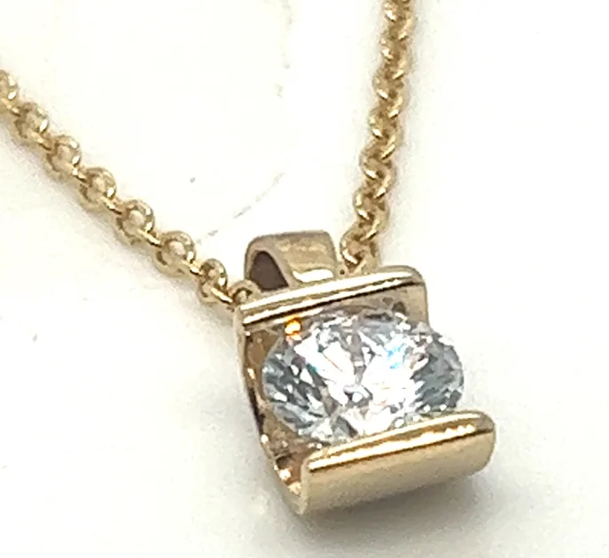 Best necklaces and pendants with silver chains for a sleek, timeless look-14Y Rd Lab Grown Diamond Concave Channel Pendant